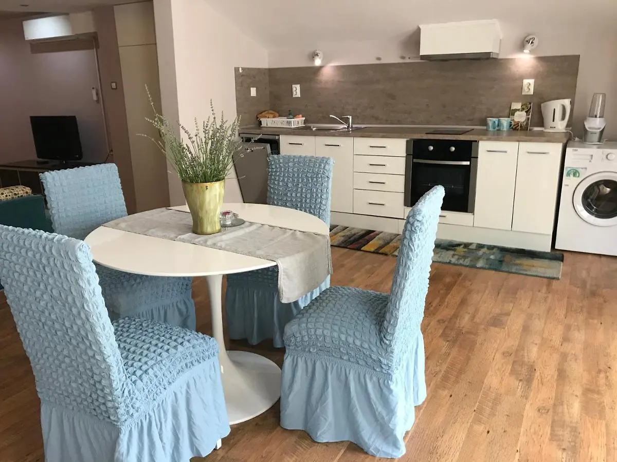 Hotell White Rose Guest Rooms Burgas