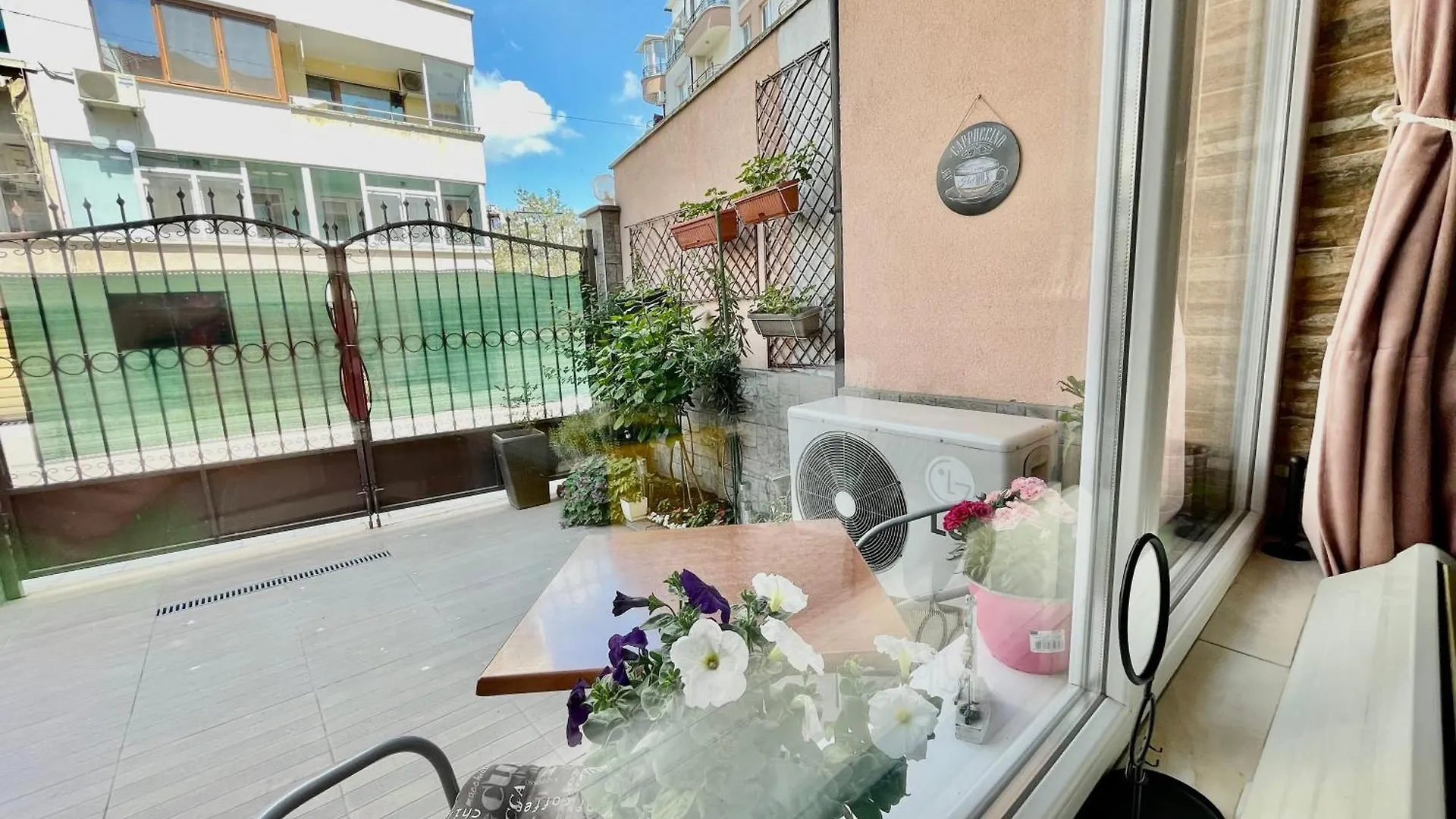 White Rose Guest Rooms Burgas