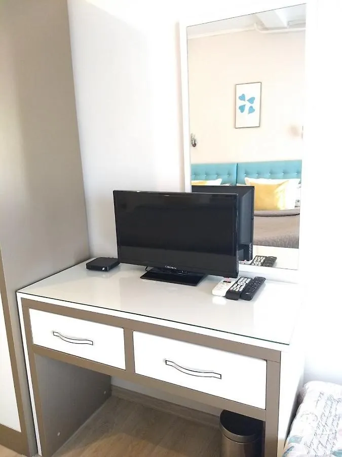White Rose Guest Rooms Бургас