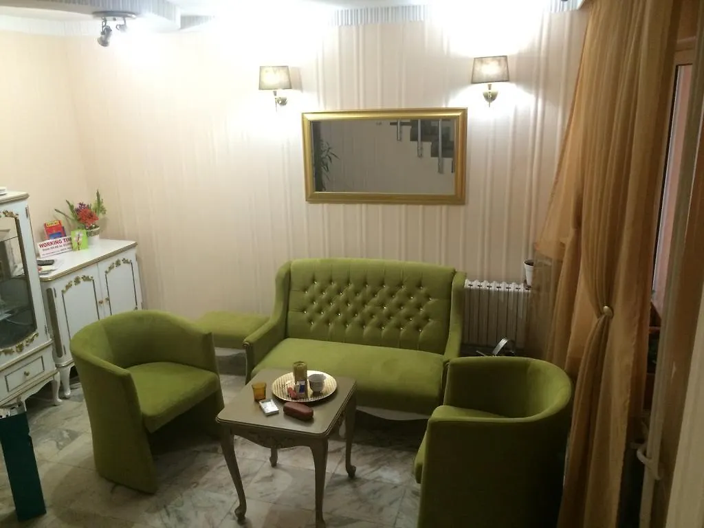 White Rose Guest Rooms Бургас